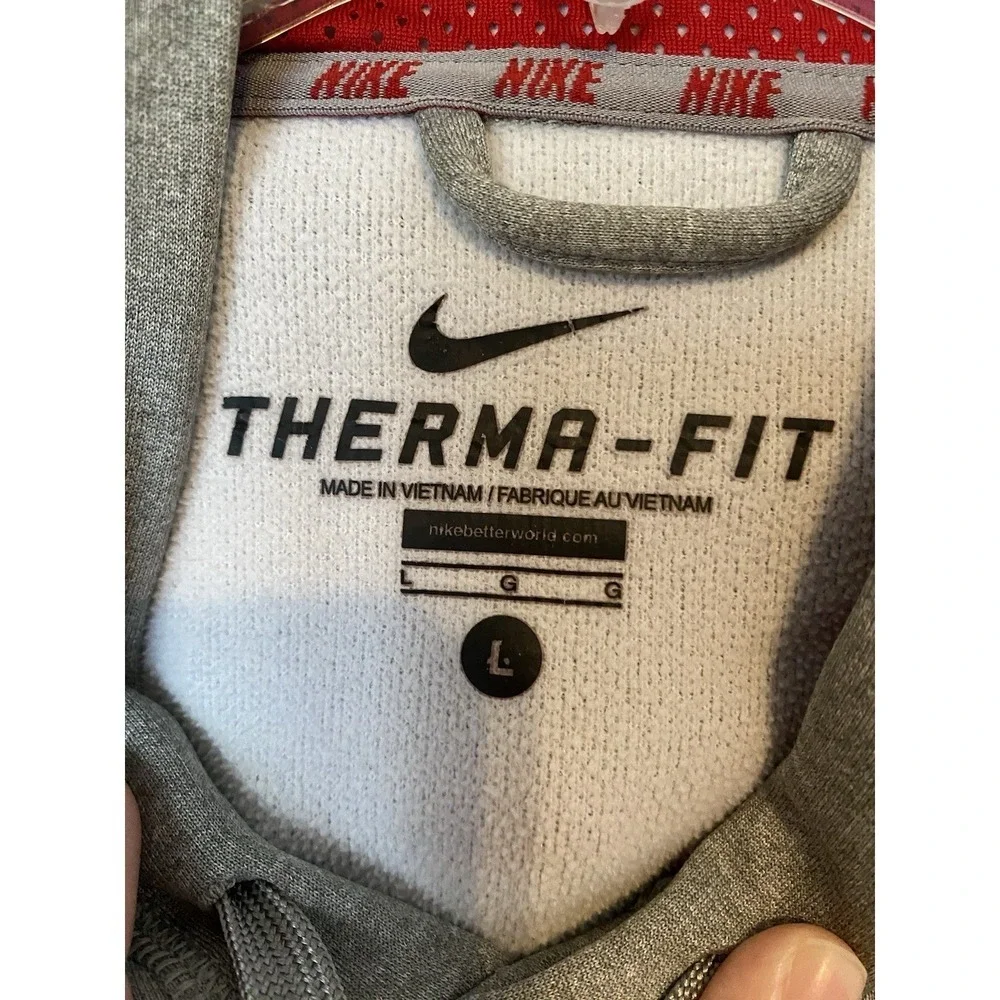 Nike Hoodie Men's Therma Fit Athletic Size Large Gray Sweatshirt Red Casual